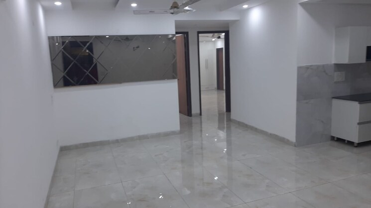 Room, peer mucchalla 3.5 Bedroom 2050 Sq.Ft. Apartment In Peer Mucchalla Zirakpur 7832929