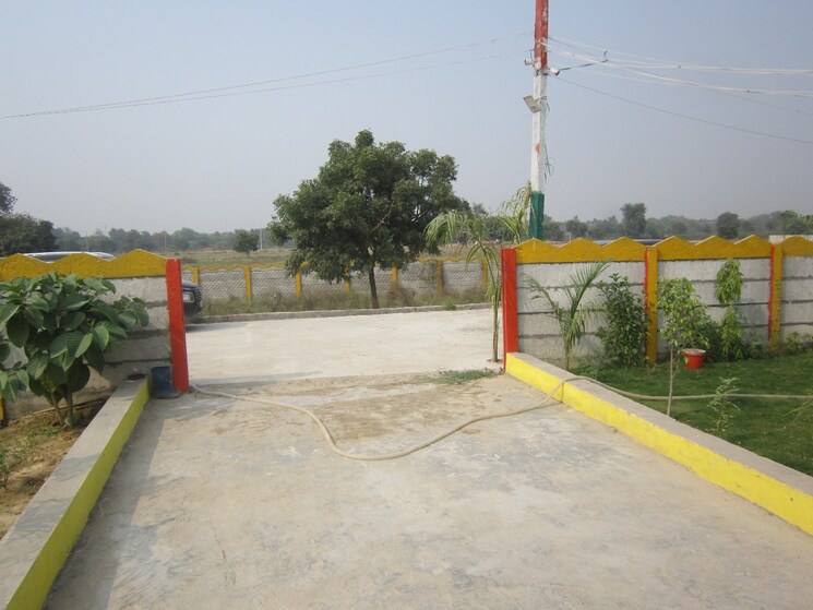 Exterior View, dhoom manikpur  104 Sq.Yd. Plot In Dhoom Manikpur Greater Noida 7833117