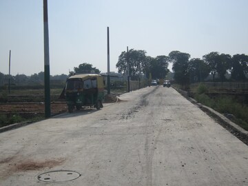  Plot – Exterior View View at Dhoom Manikpur - for Sale