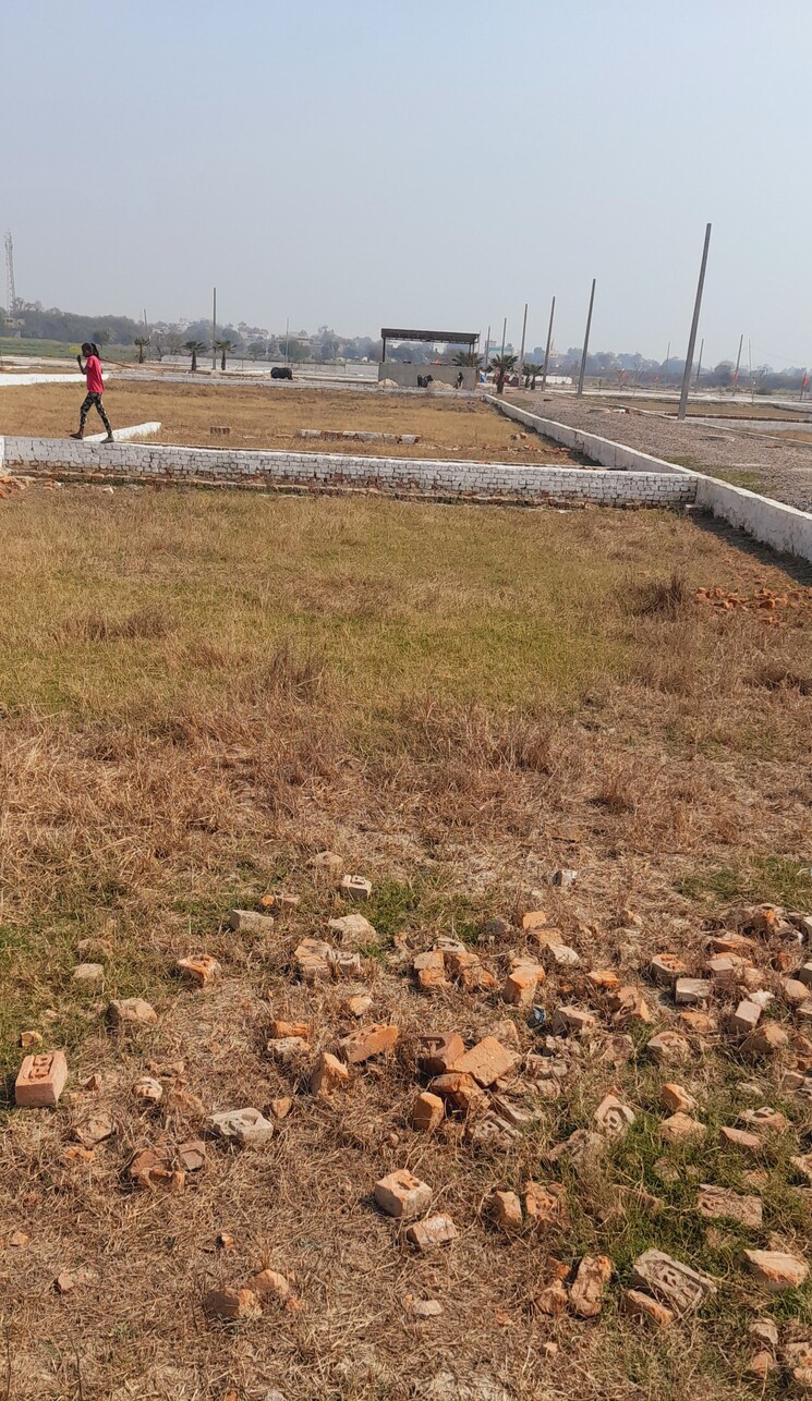 undefined, jewar  220 Sq.Yd. Plot In Jewar Greater Noida 7833218