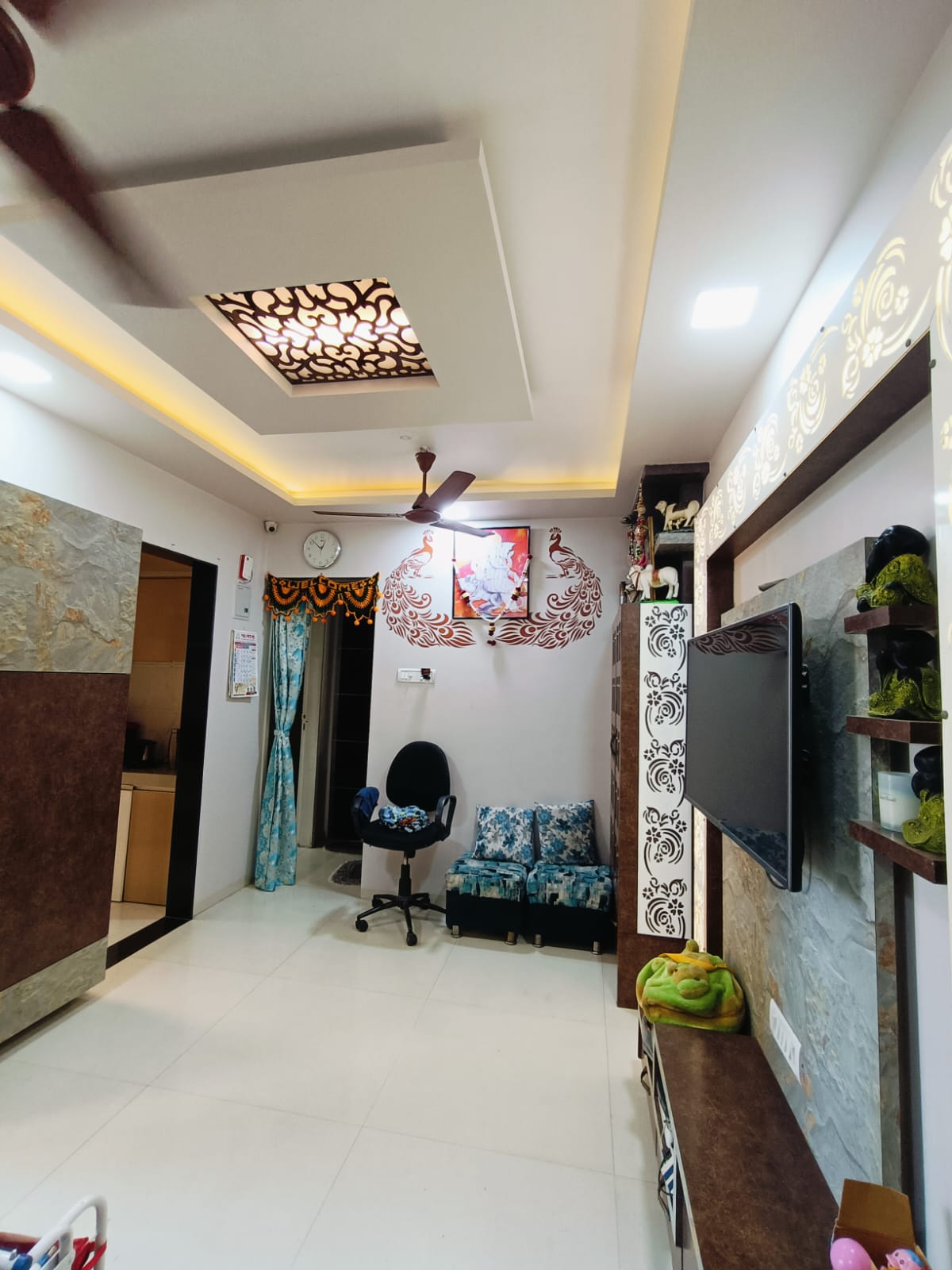 3 BHK + Pooja Room 1700 Sq.Ft. Apartment in Gahlot Majesty and Avenue CHS