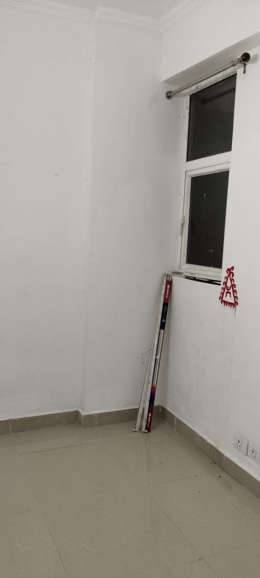 2 BHK + Extra Room Apartment For Sale in Nimbus The Hyde park