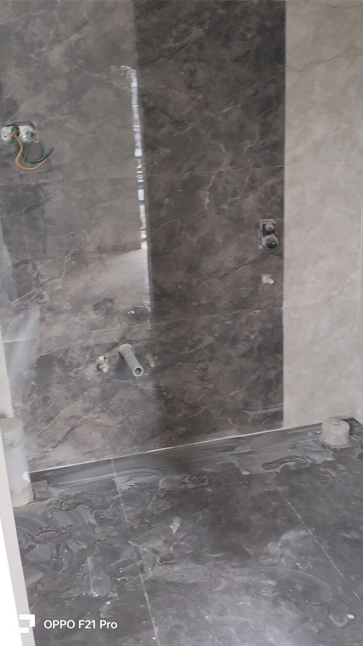 Bathroom, rock-hilton-heights 3 Bedroom 1798 Sq.Ft. Apartment In Chanda Nagar Hyderabad 7833334