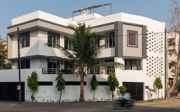 Plot For Sale in Umra