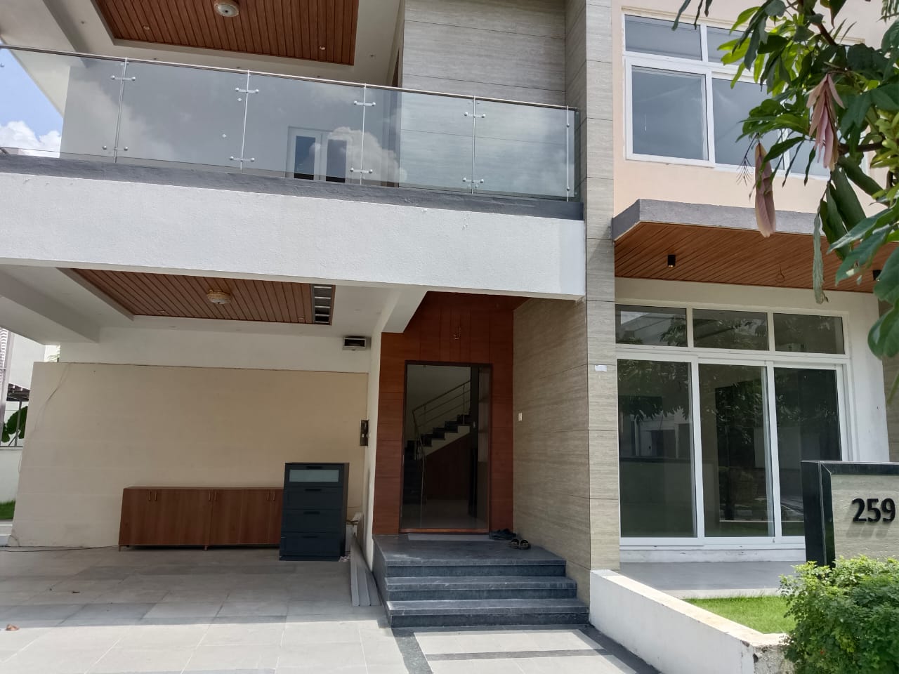 4 BHK + Pooja Room Villa For Sale in Visions Urjith