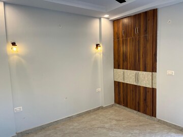 Room in 3 BHK Builder Floor at Sahastradhara Road – for Sale