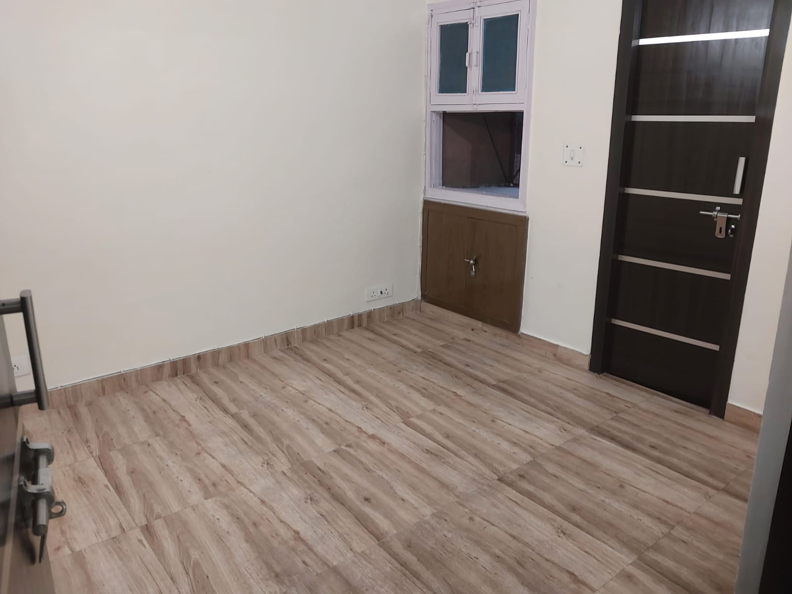 2 BHK Builder Floor For Rent in RWA Flats New Ashok Nagar New Ashok Nagar Delhi  7833819