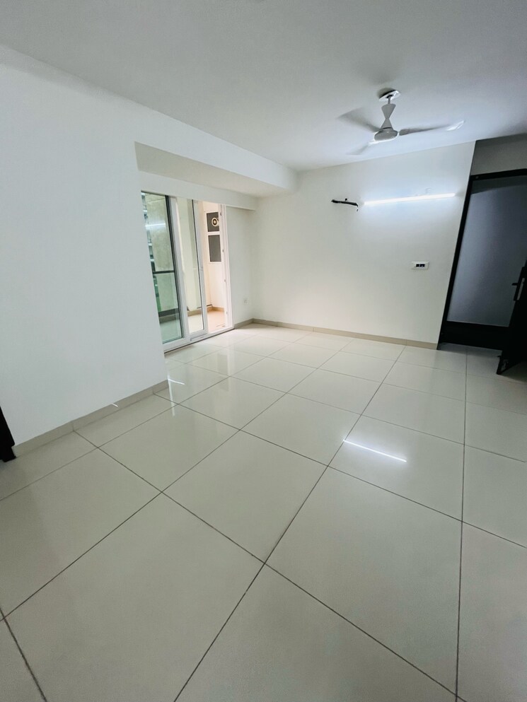 Kitchen, hermitage-centralis 3.5 Bedroom 2025 Sq.Ft. Apartment In Vip Road Zirakpur 7833888