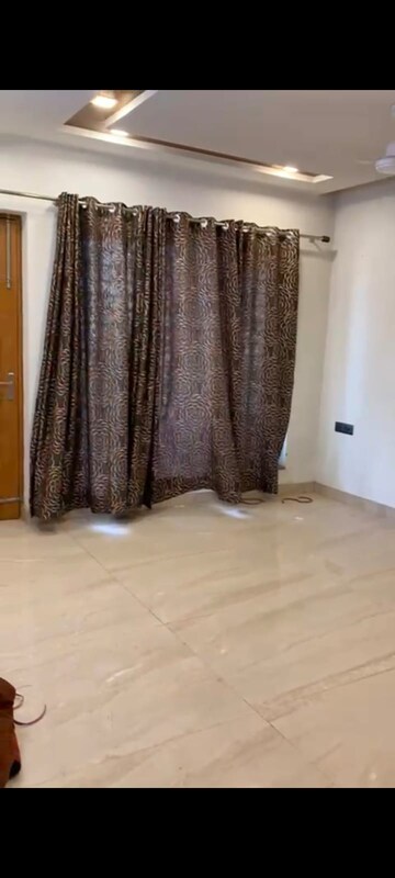 Living Room in 4 BHK Builder Floor at BPTP Park Central, Sector 85 – for Sale