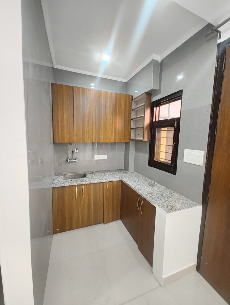 Kitchen, vasant kunj 1 RK 500 Sq.Ft. Apartment In Vasant Kunj Delhi 7834017