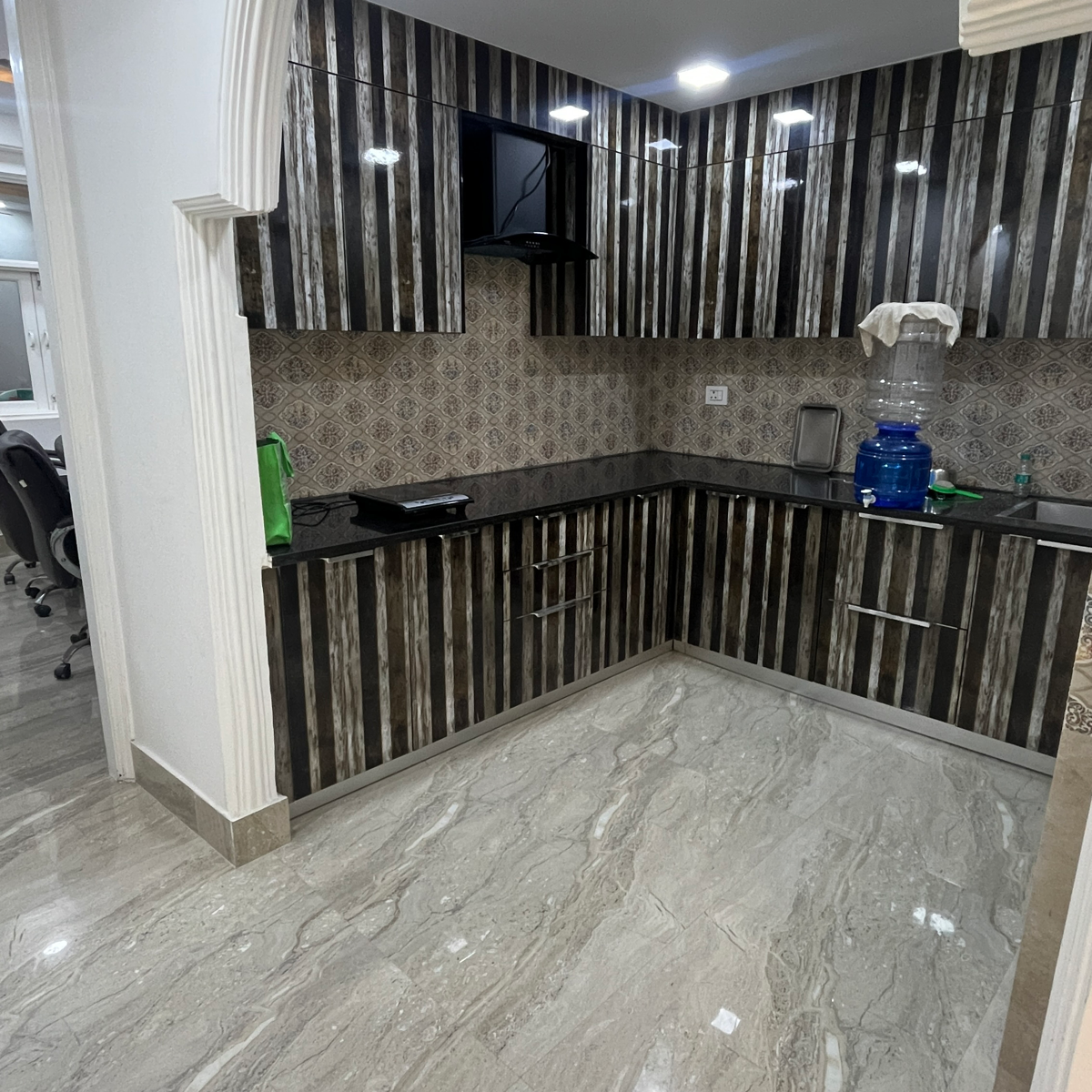 2 BHK Builder Floor For Sale in Chattarpur