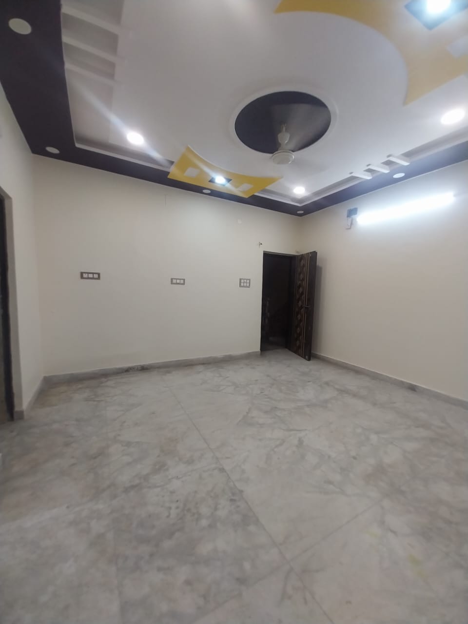 2 BHK Apartment For Rent in Maa Shakti Apartments Paschim Vihar Delhi  7834127