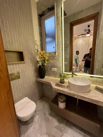 Bathroom in 4 BHK Villa at Dera Mandi – for Sale