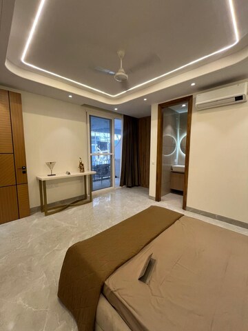 Room in 4 BHK Villa at Dera Mandi – for Sale