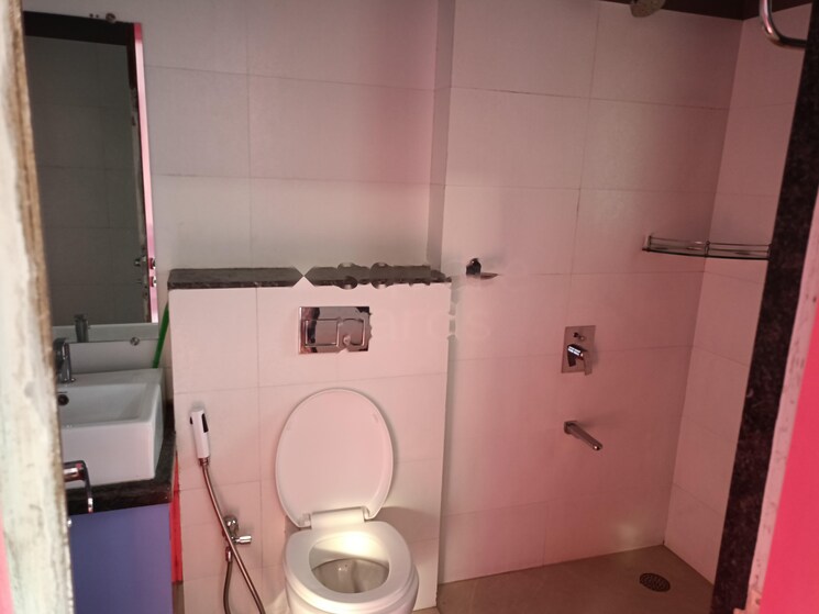Bathroom, rustomjee-urbania 2 Bedroom 780 Sq.Ft. Apartment In Majiwada Thane 7834349