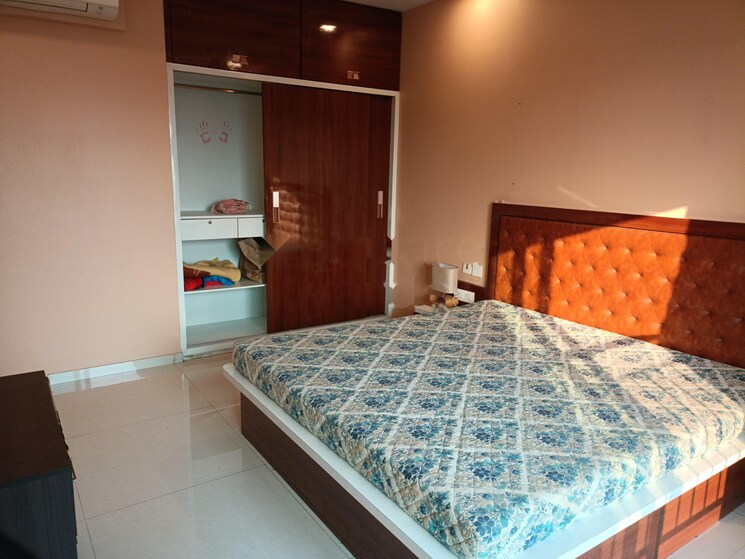 Bedroom, rustomjee-urbania 2 Bedroom 780 Sq.Ft. Apartment In Majiwada Thane 7834349