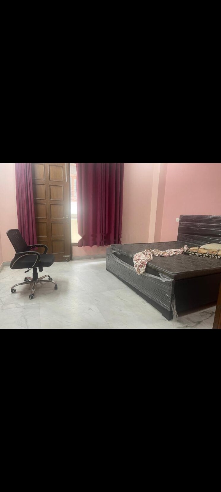 Living Room, dlf-city-gurgaon 3 Bedroom 1440 Sq.Ft. Apartment In Sector 27 Gurgaon 7834559