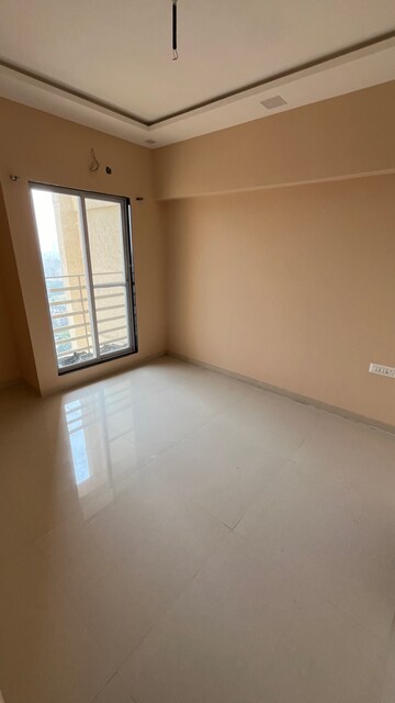 Room in 3 BHK Apartment at Vikas Ritz, Wayle Nagar – for Sale