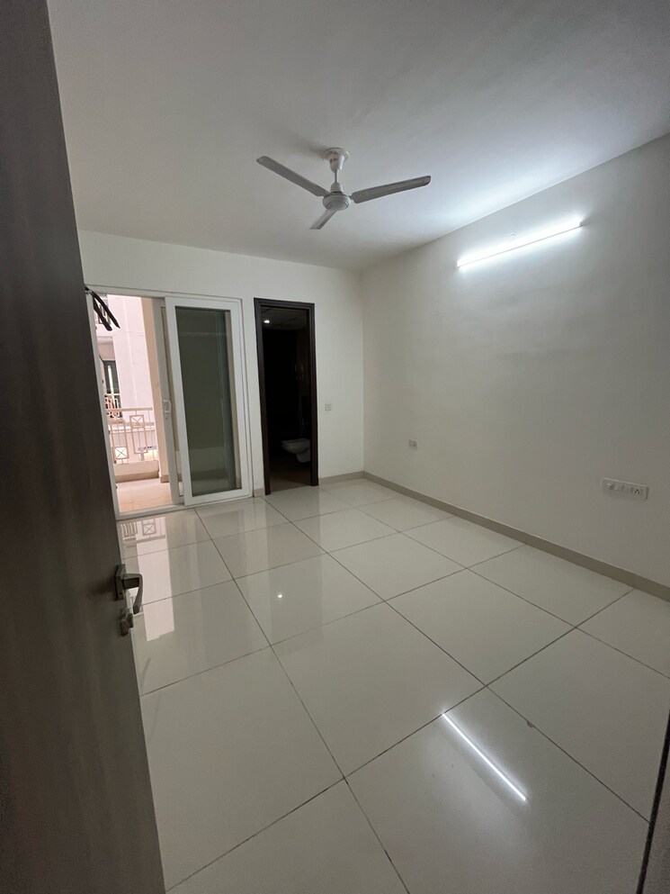 Bathroom, hermitage-centralis 3 Bedroom 1700 Sq.Ft. Apartment In Vip Road Zirakpur 7834678