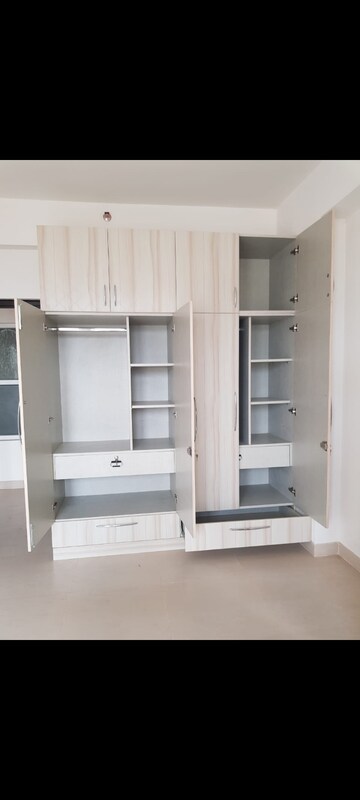 3 BHK Apartment For Rent in Indiabulls Centrum Park, Sector 103