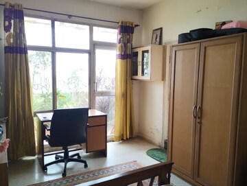 Living Room in 3.5 BHK Builder Floor at Unitech South City II, Sector 50 – for Sale