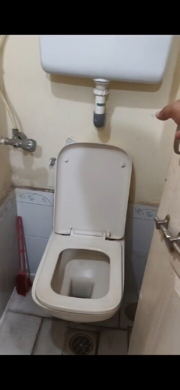 Attached Bathroom in 1 BHK Apartment at Mountain Breeze, Powai – for Sale
