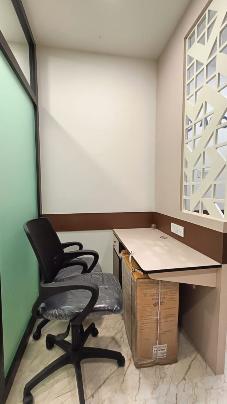 Team Area, mani-casadona Commercial Office Space 450 Sq.Ft. In New Town Kolkata 7834940