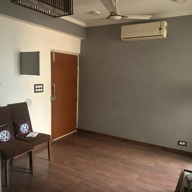 Team Area, supertech-ecociti 2 Bedroom 1082 Sq.Ft. Apartment In Sector 137 Noida 7834984