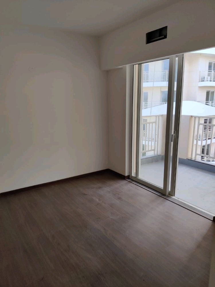 2 BHK + Servant Room Apartment For Sale in Experion The Heart Song