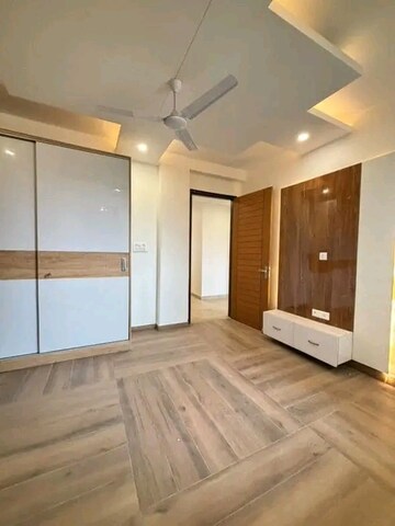 2 BHK Builder Floor For Rent in Saket
