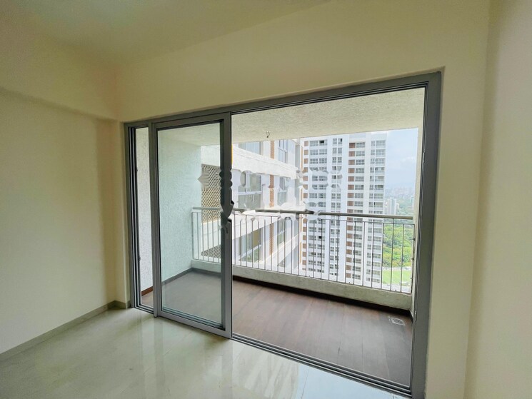 Room, dosti-west-county 1.5 Bedroom 535 Sq.Ft. Apartment In Balkum Pada Thane 7835083