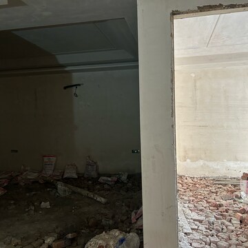 4 BHK Builder Floor at Sector 75 – for Sale