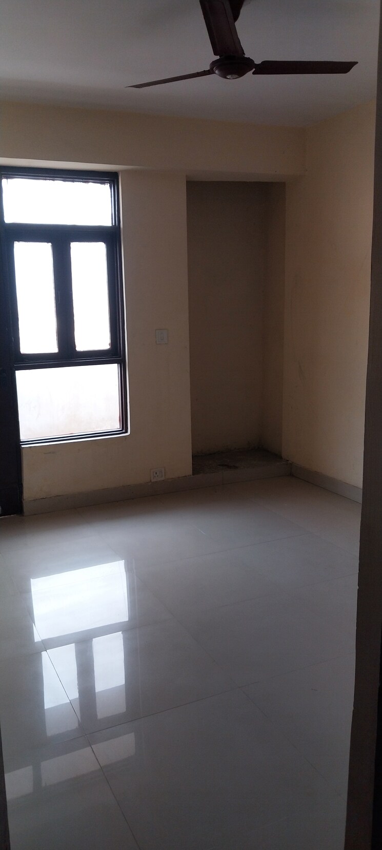 Room, mahagun-puram-phase-i 2 Bedroom 900 Sq.Ft. Apartment In Avantika Extension Ghaziabad 7835343