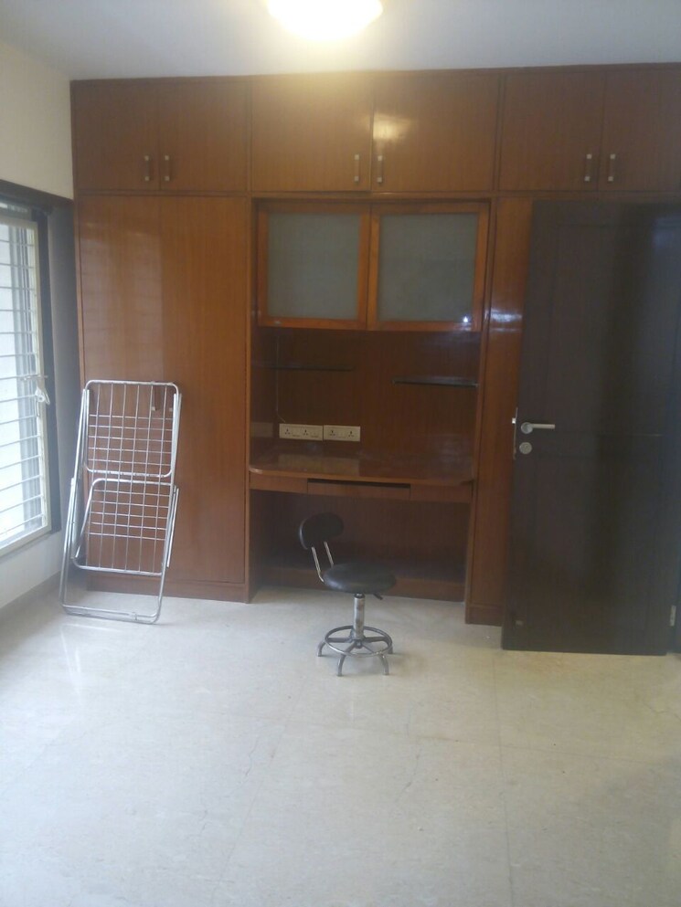 Living Room, sunil-meera-baug 3 Bedroom 1650 Sq.Ft. Apartment In Santacruz West Mumbai 7835544