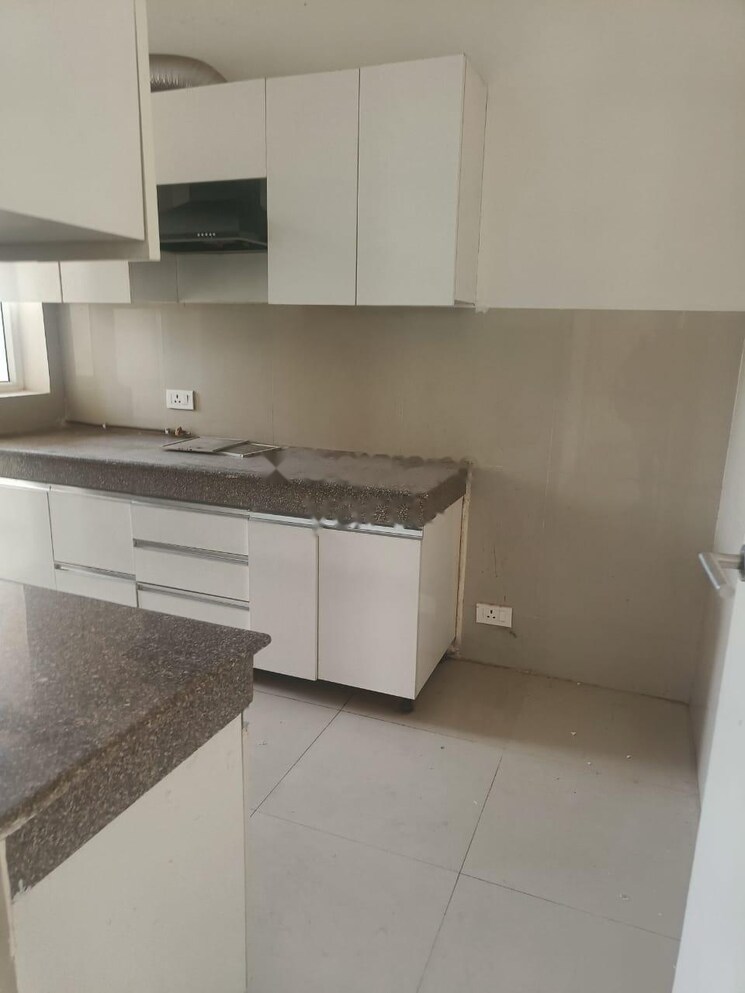 Kitchen, emaar-palm-heights 3 Bedroom 1418 Sq.Ft. Apartment In Sector 77 Gurgaon 7835605