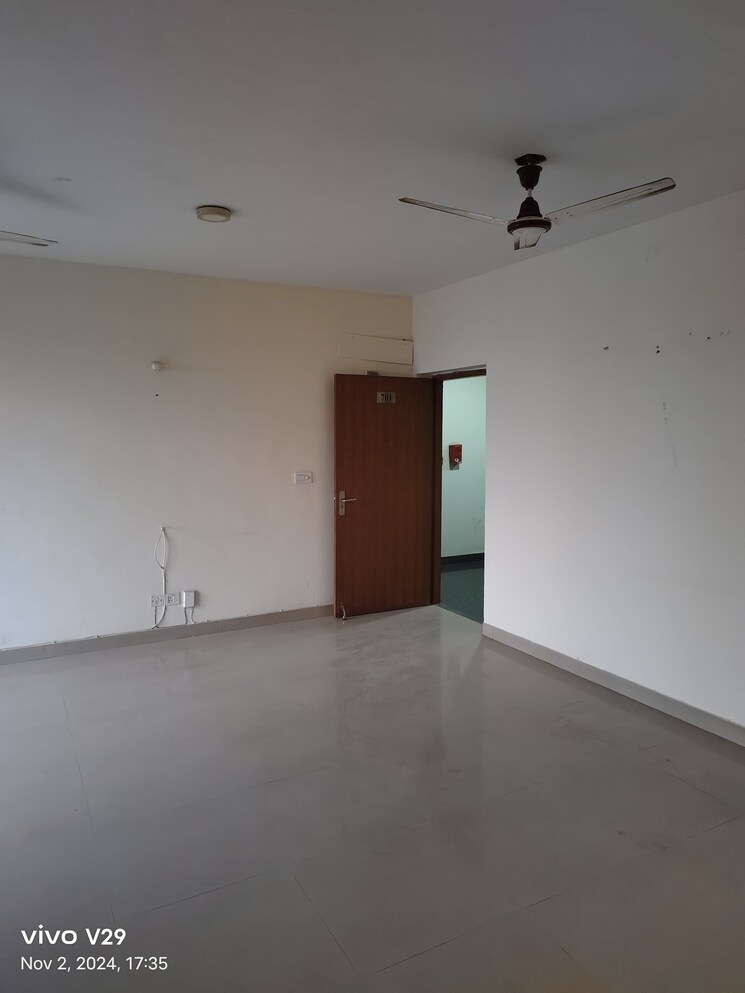 Room, dlf-the-carlton-estate 3 Bedroom 1377 Sq.Ft. Apartment In Dlf Phase V Gurgaon 7835759