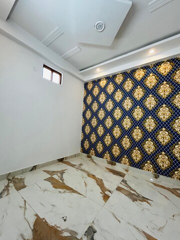 Master Bedroom in 2 BHK Builder Floor at Dlf Ankur Vihar – for Sale