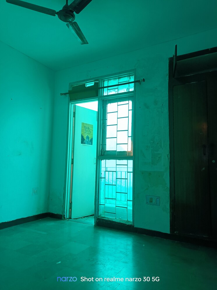 undefined, ip extension 3 Bedroom 1400 Sq.Ft. Apartment In Ip Extension Delhi 7835972