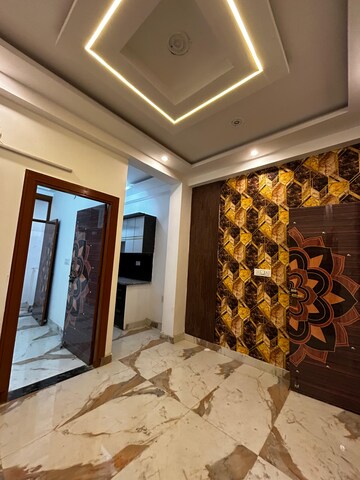 Bedroom in 1 BHK Builder Floor at Dlf Ankur Vihar – for Sale
