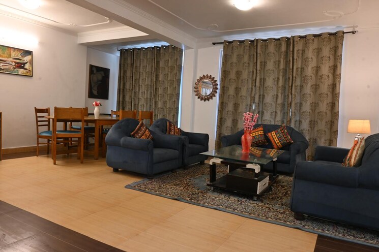 Living Room, rohini sector 16 4 Bedroom 1500 Sq.Ft. Builder Floor In Rohini Sector 16 Delhi 7836087