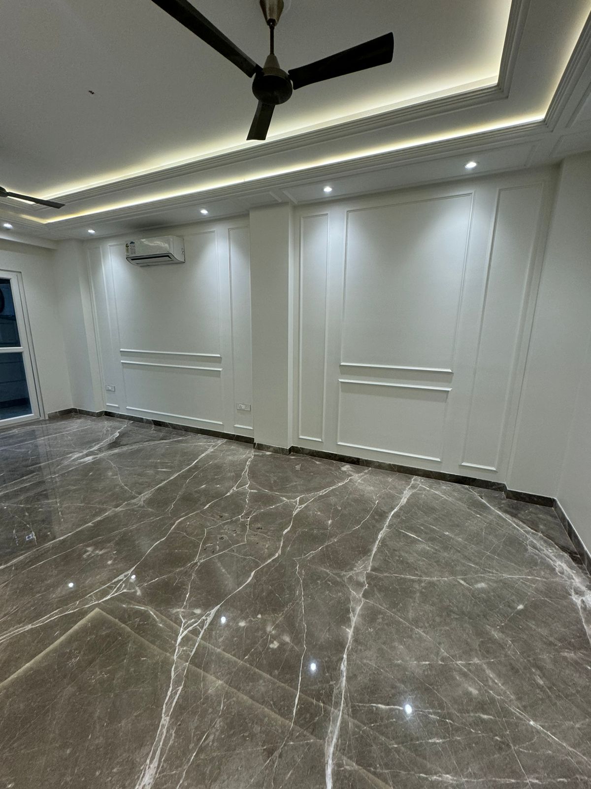 3 BHK + Servant Room,Extra Room Builder Floor For Sale in New Rajinder Nagar