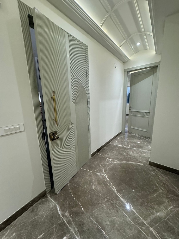 undefined, new rajinder nagar 3 Bedroom 200 Sq.Yd. Builder Floor In New Rajinder Nagar Delhi 7836158