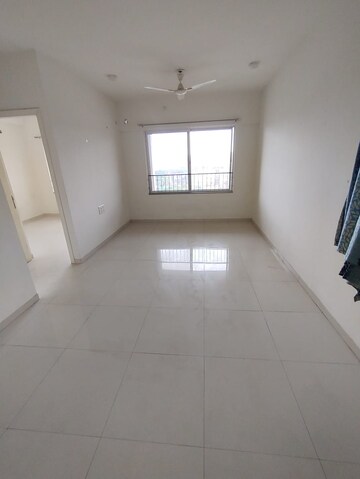 2 BHK Apartment For Sale in Sheth Avalon Phase 2, Majiwada