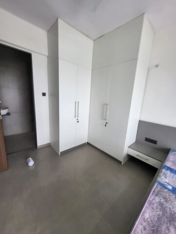 2 BHK Apartment For Sale in Sheth Avalon Phase 2, Majiwada