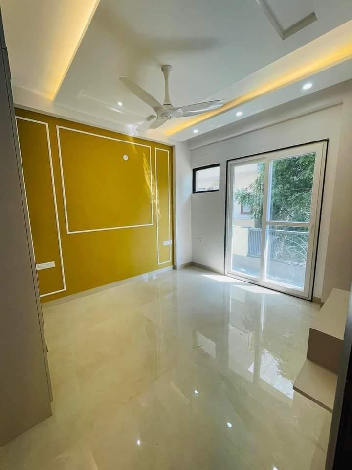 2 BHK Apartment For Rent in Saket Delhi  7837040