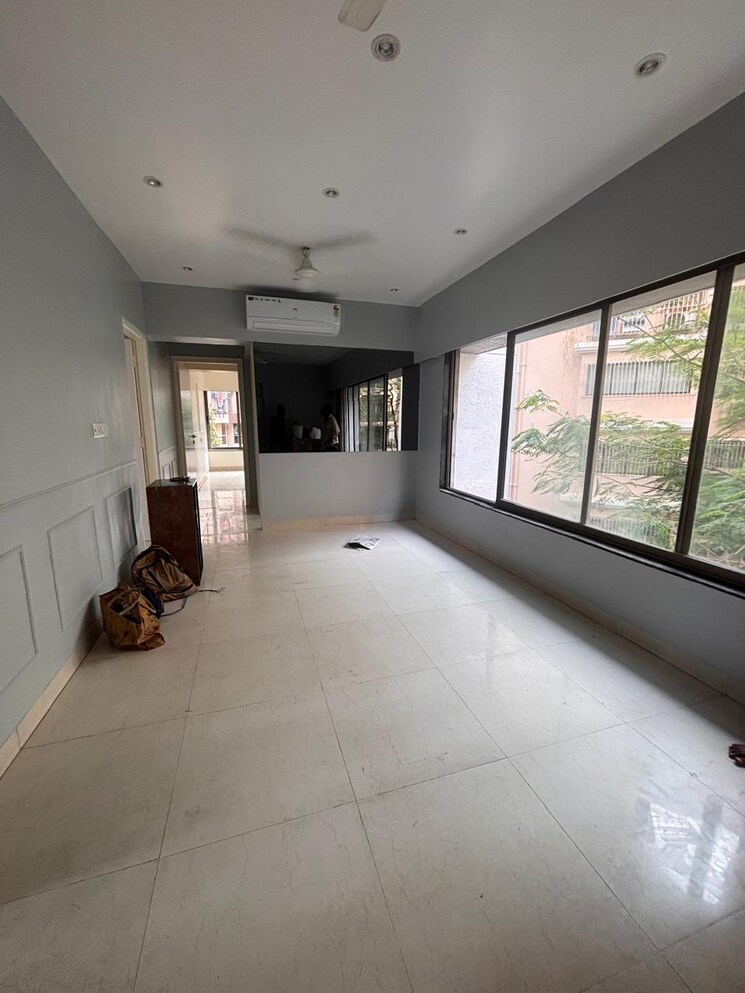 Living Room, ekta-iris 2 Bedroom 800 Sq.Ft. Apartment In Khar West Mumbai 7837317