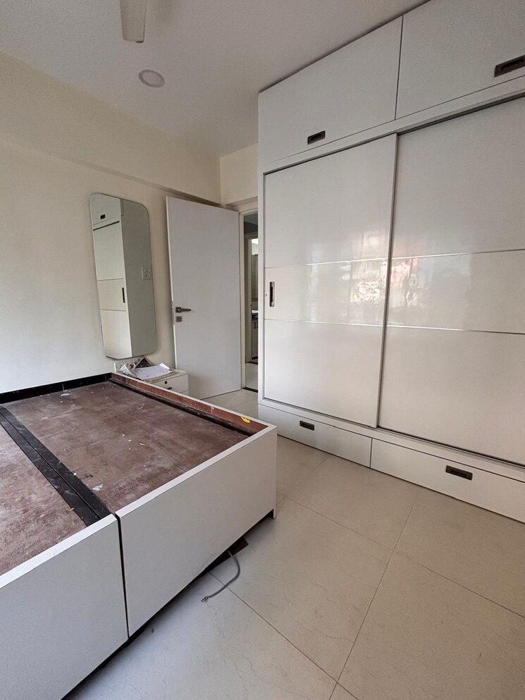 Kitchen, ekta-iris 2 Bedroom 800 Sq.Ft. Apartment In Khar West Mumbai 7837317