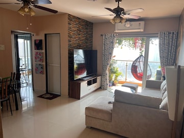 2 BHK Apartment For Resale in Lotus Lotus Link Square Malad West Mumbai  7837453