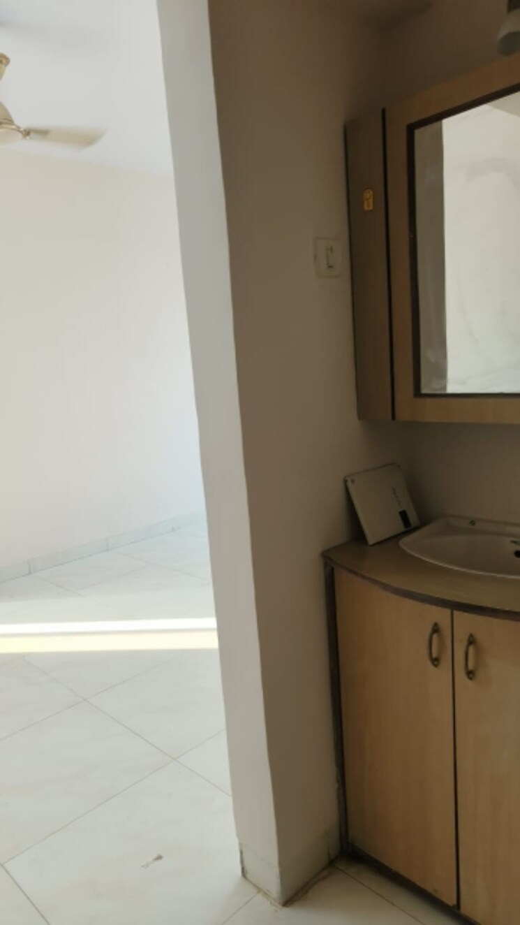 Bathroom, sagar-avenue-ii 1 Bedroom 500 Sq.Ft. Apartment In Santacruz East Mumbai 7837687