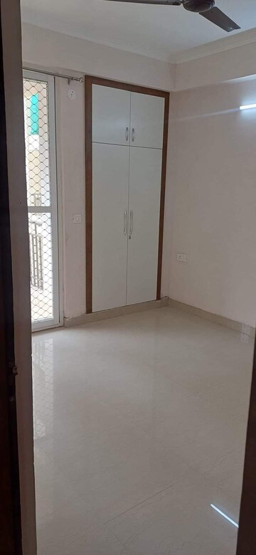 Room in 2 BHK Apartment at Supertech Ecovillage II, Sector 16b Greater Noida – for Sale